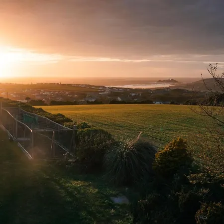 Spacious Sea-View Apt. Overlooking St Ives Bay Gwithian Exterior foto